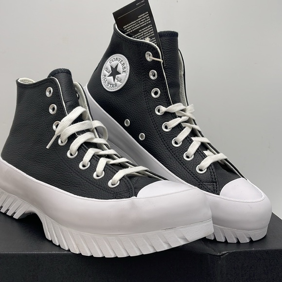 Converse WMNS CTAS LUGGED 2.0 HI
BLACK/EGRET/WHITE A03704C Paltforms Sn… - Picture 5 of 16